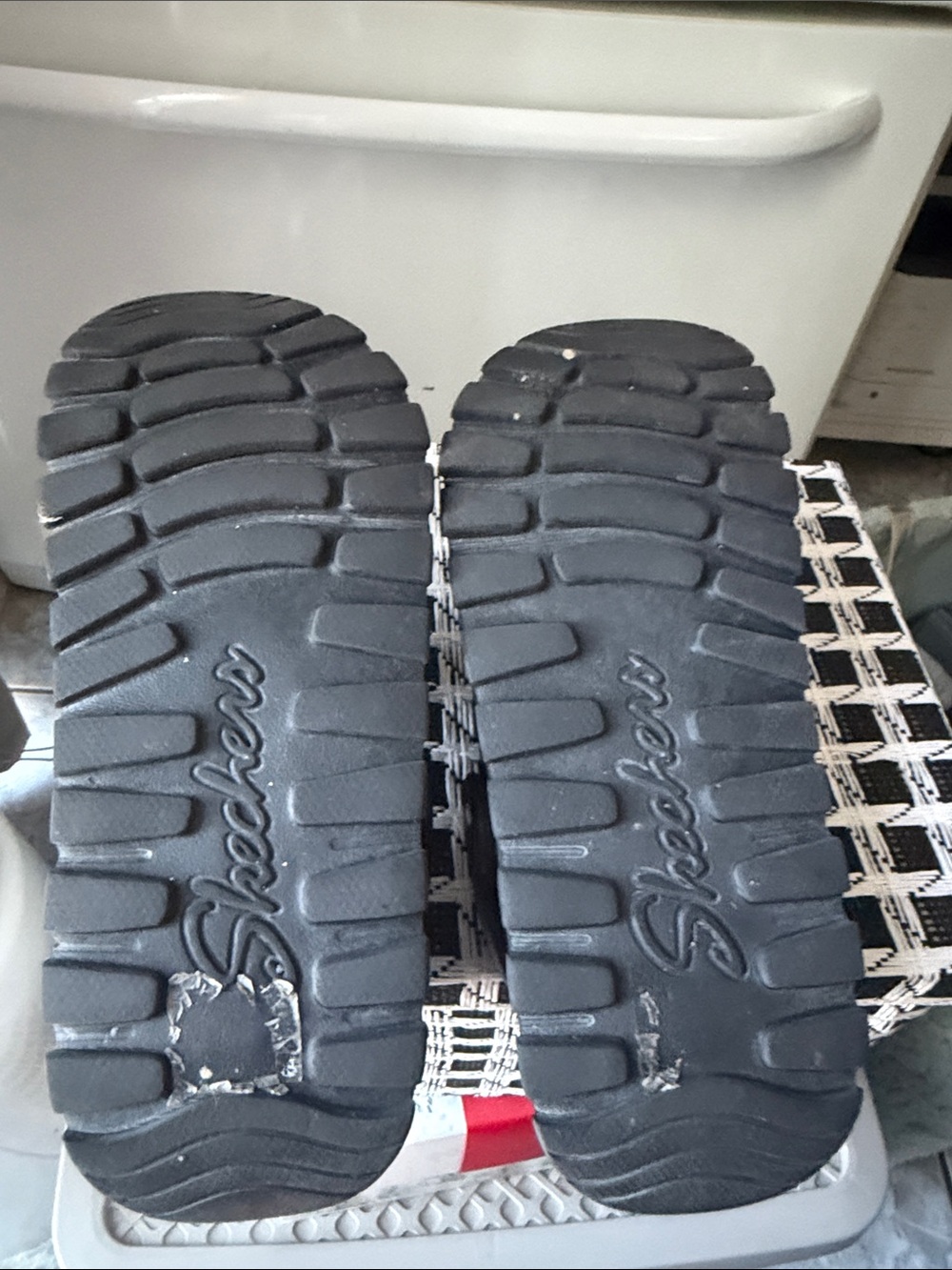 Skechers Black Vented Slip-On Clog - Picture 5 of 5